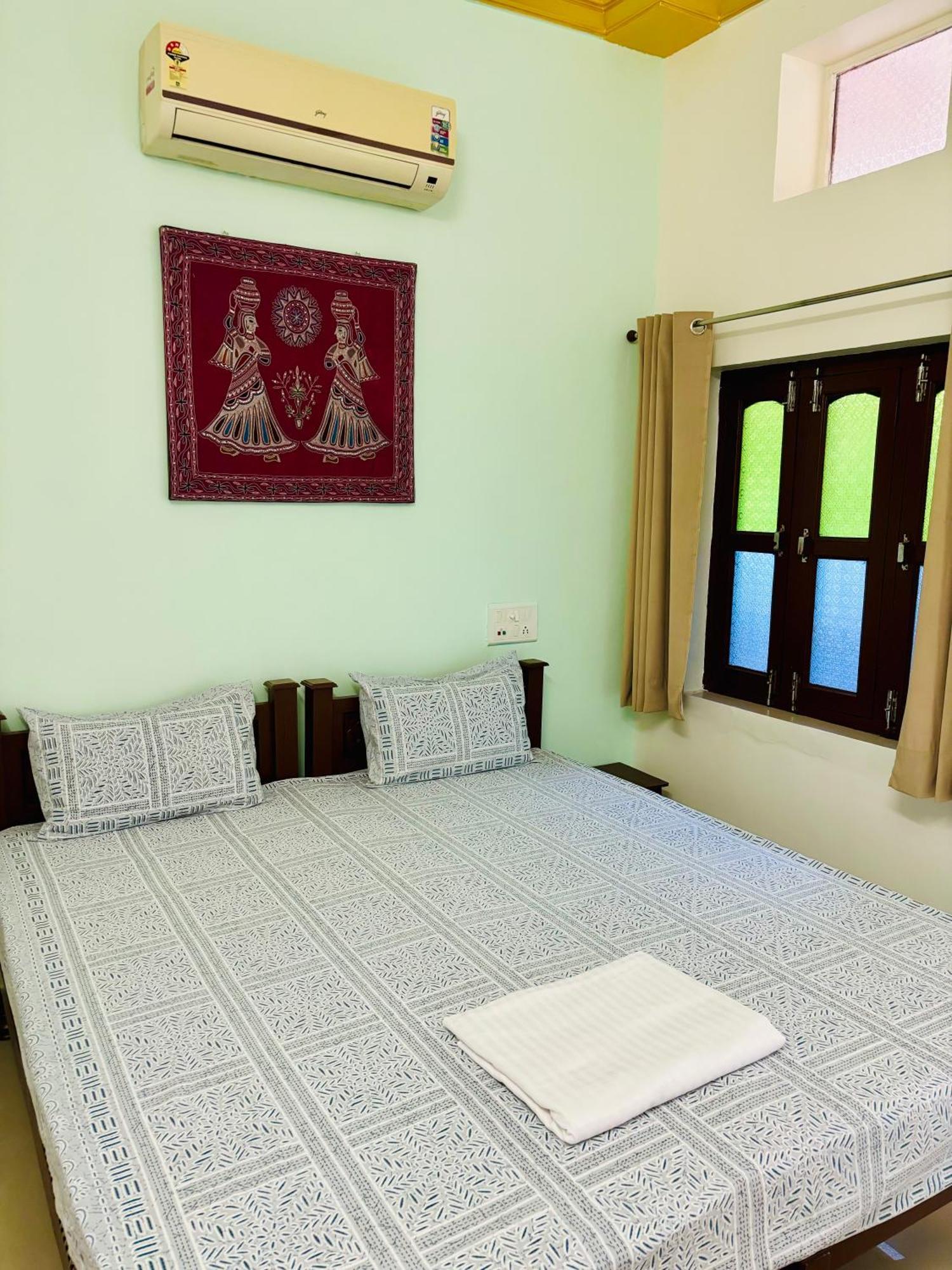 Hotel Tulsi Palace Pushkar Phòng bức ảnh